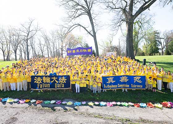 Image for article Comté d’Orange, New York : Les pratiquants célèbrent la Journée mondiale du Falun Dafa