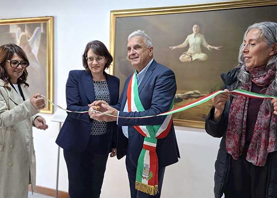 Image for article Italie : Les visiteurs émus par l’exposition L’Art de Zhen-Shan-Ren à Bucine