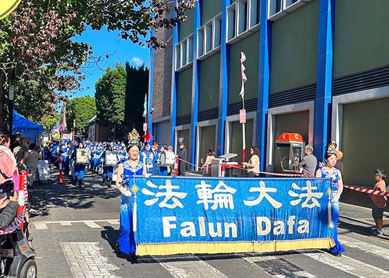 Image for article Des Australiens inspirés à découvrir le Falun Dafa lors d’un festival à Blacktown