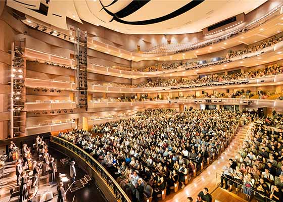 Image for article Shen Yun clôture sa tournée mondiale à Toronto : « Un somptueux festin pour les sens »