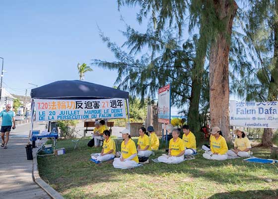 Image for article Les habitants du département français de la Réunion manifestent leur soutien au Falun Gong et appellent à mettre fin à la persécution