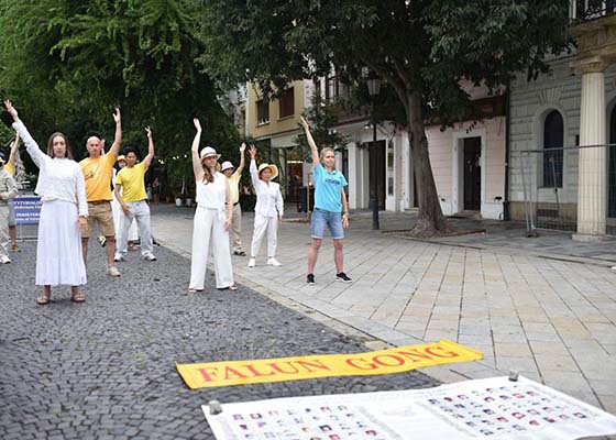 Image for article Bratislava, Slovaquie : Des élus condamnent la persécution menée par le PCC lors d’une journée d’information