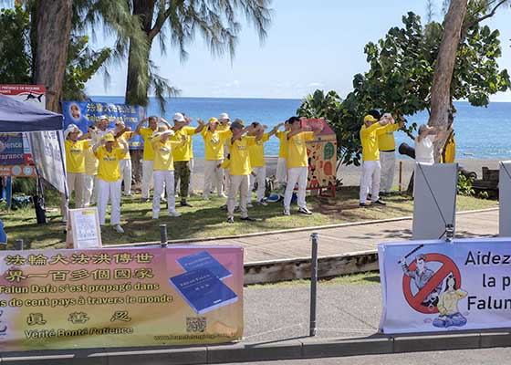Image for article Saint-Paul, La Réunion : Les habitants condamnent la persécution du Falun Gong
