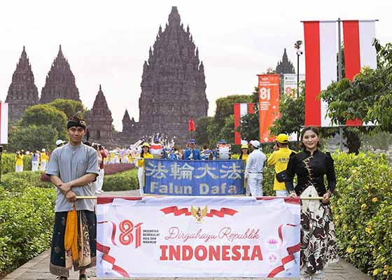 Image for article Yogyakarta, Indonésie : Des pratiquants de Falun Dafa participent aux célébrations de la fête de l'indépendance